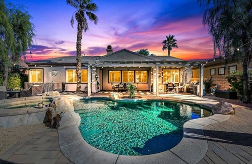Terra Lago House | You will fall in love with Villa Amore - Sleeps 9
