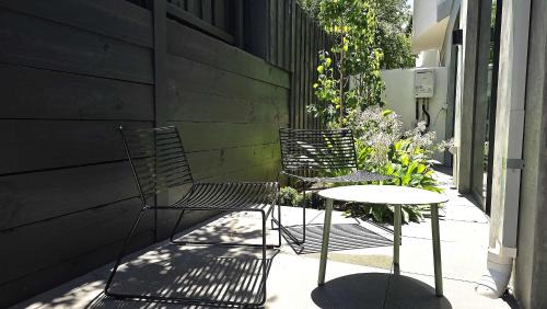 Hampton Apartment | Your 2 Bed Hampton Haven with parking
