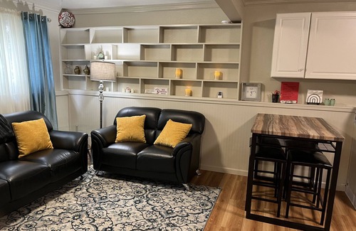 Airport Heights Community Council Apartment | Your AK Home Away from Home in Alaska! Private DOWNSTAIRS/BASEMENT 2 bedroom apt