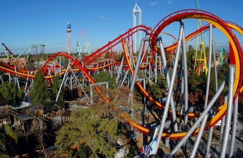 Anaheim Resort Resort | Your Authentic Adventure Awaits! 4 Modern Units, Onsite Dining, Outdoor Pool!