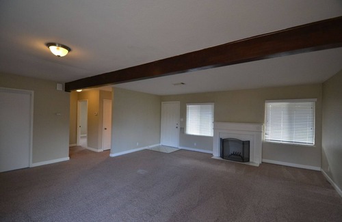 Fairfield House | .Your BEAUTIFUL PLACE TO CALL HOME NO CREDIT CHECK* Comfortable 3 bed, 2 bath home.