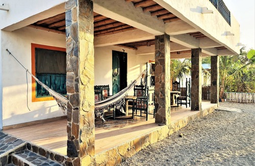 Puebloviejo House | Your Complete House in Chévere Beach: Adventure and Tranquility on the Caribbean Coast
