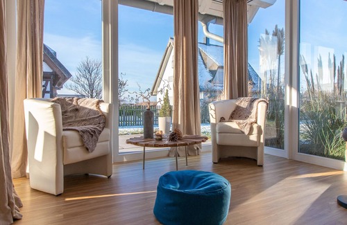 Dranske House | Your cottage with garden, bright, cozy and the sea in sight