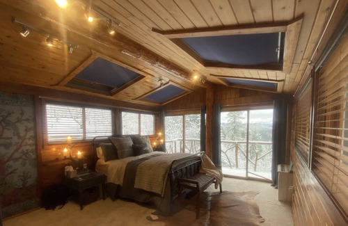 Coeur d'Alene Cabin | Your Dream Getaway - Large Cabin in Coeur D'Alene