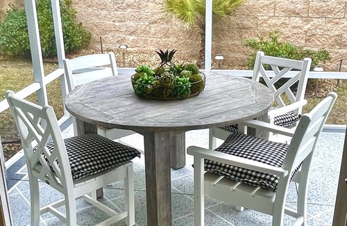 The Villages Villa | Your Dream Oasis Awaits-Rent this Charming 3 Bedroom Courtyard Villa