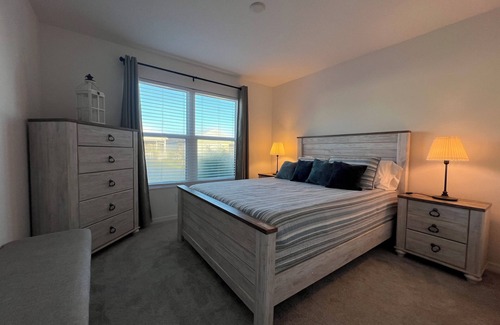 Sumter County House | “Your Eastport Villages Escape – Steps to Everything, Miles from Ordinary.”
