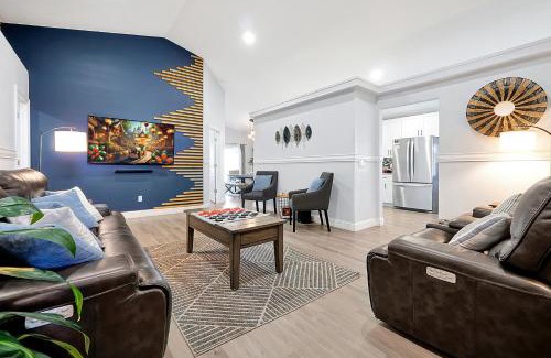 Florida Pines House | Your Family Fun Villa w Pool, Game room, all you need, close to Disney & more