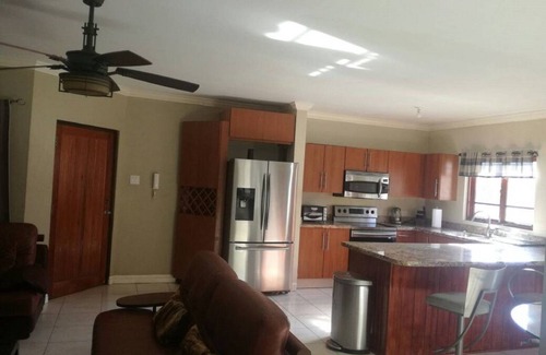 Havendale Apartment | *YOUR HOME AWAY FROM HOME!*