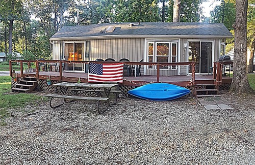 Effingham Cabin | Your home away from home while at Lake Sara