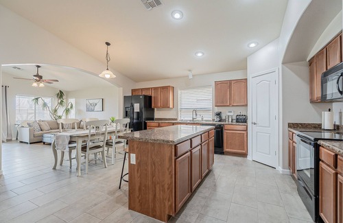 Laredo Ranch House | Your home base for Arizona adventure