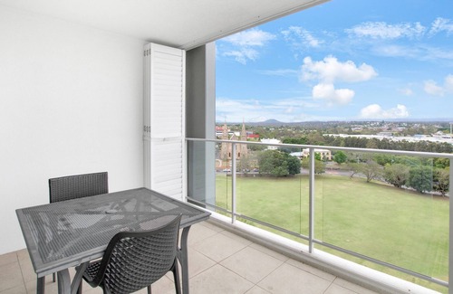 Woodend Apartment | Your next solo or couples getaway awaits you in this welcoming apartment.