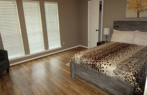 Friendswood House | Your No Hassle Friendswood Home Away from Home
