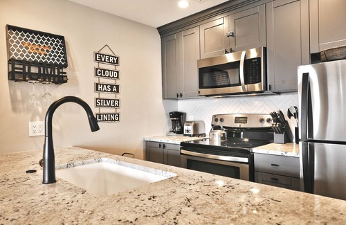 Park City Condo | Your own balcony, full kitchen in Canyons Village by RedAwning