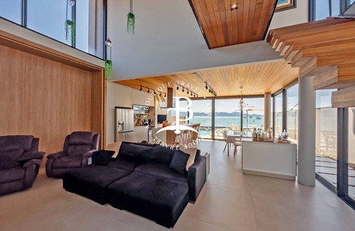 Porto Belo Villa | Your Pé na Areia refuge with lush sea views and swimming pool