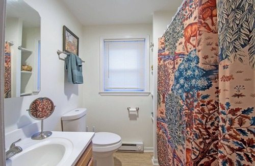 Bluemont Cabin | Your Peaceful Getaway in the Blue Ridge.