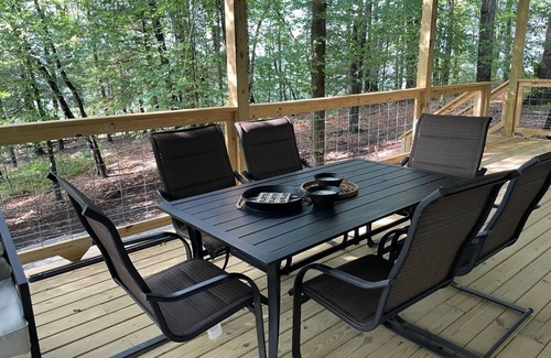 Nancy House | Your Perfect Lake Cumberland Getaway Awaits! Minutes from Lake Access Point.