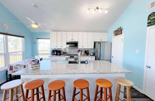 San Luis House | Your Quiet, Peaceful Island Escape