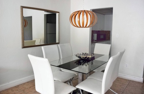 Key Biscayne Apartment | Your Relaxing Getaway Awaits! 2 Bedroom Suite, Living Room and Full-Kitchen
