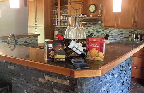 Sayward House | Your Riverfront Sanctuary: Unplug in the Sayward Valley