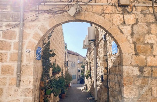 Jerusalem Apartment | Your Stylish Stay at Mahane Yehuda, Jerusalem