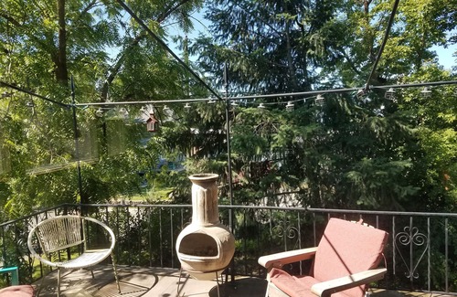 Manito Apartment | your Suite in Spokane. full kitchen and huge deck