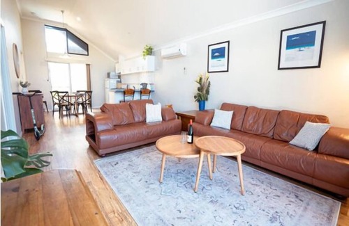 Collingwood Park Villa | Your summer Beach Escape is calling