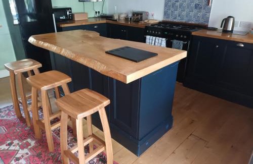 Barmouth House | Yr Hen Feudy