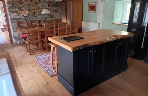 Barmouth House | Yr Hen Feudy