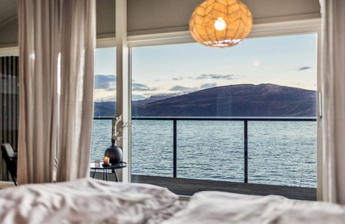 Hemnes Municipality Hotel | Yttervik