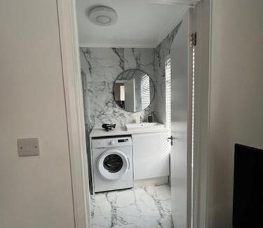 St Albans Apartment | YUGOGO 37 London Road - Studio