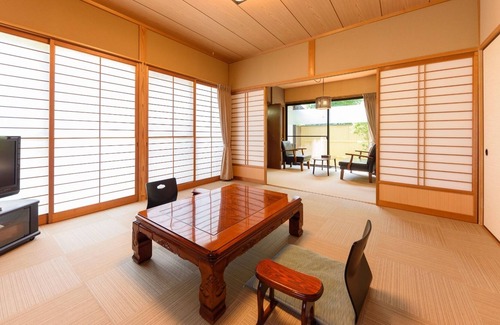 Yufuin Onsen House | Yuji Vacation Onestory Japanesestyle room with / Yufu Ōita