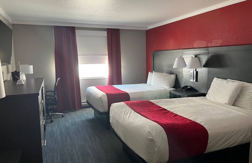 Whitehorse Hotel | Yukon Inn
