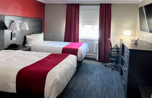 Whitehorse Hotel | Yukon Inn