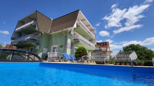 Balatonfured House | Zöld Vendégház