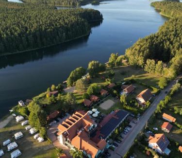 Wiartel Hotel | Złota Łania Wiartel - Butikowe SPA, Luksusowe Pokoje i Apartamenty
