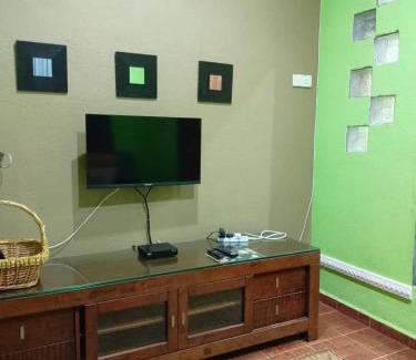 Batu Buruk House | Zafhomestay Kuala Terengganu