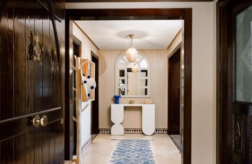 Agdal Apartment | Zellige Suite - Gouvernante et piscine !