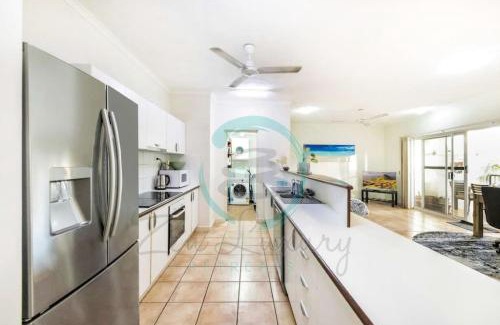 Nightcliff Apartment | ZEN FORESHORE Cozy 2-BR, 2-BA Holiday Home + Pool