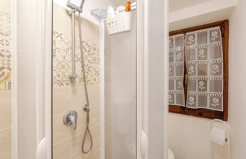 Casale Monferrato Apartment | Zen Studio in the Center|Parking Free|H24 CheckIn