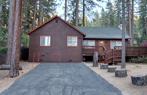 Zephyr Cove House | Zephyr Cove Cabin - Walk to lake and beach