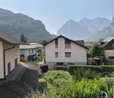 Mollis Bed & Breakfast | Zimmer mit eigenem Badezimmer