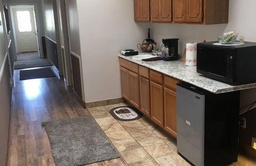 Hildale House | Zion’s South Hideaway Grecian Room