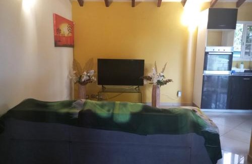 Sainte-Anne House | Zoranj Delair