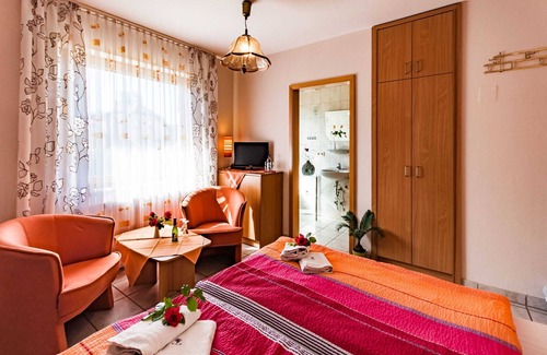 Trassenheide Bed & Breakfast | Zweibettzimmer - Familiäre Pension & Ferienwohnungen Fischer-haus