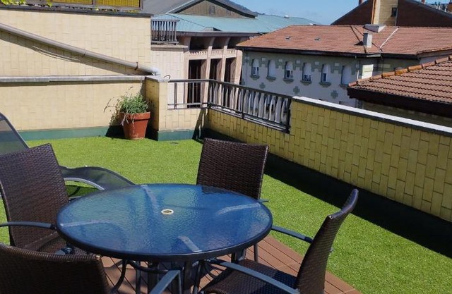 ÁTICO AUDITORIO disfrute sus 40 metros de terraza orientada al sur