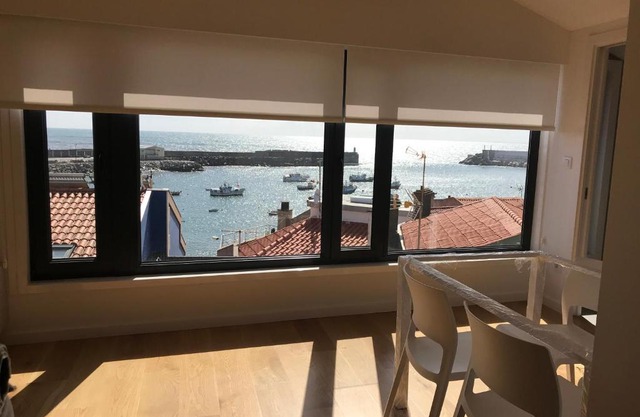 Ático en el puerto con vistas al mar