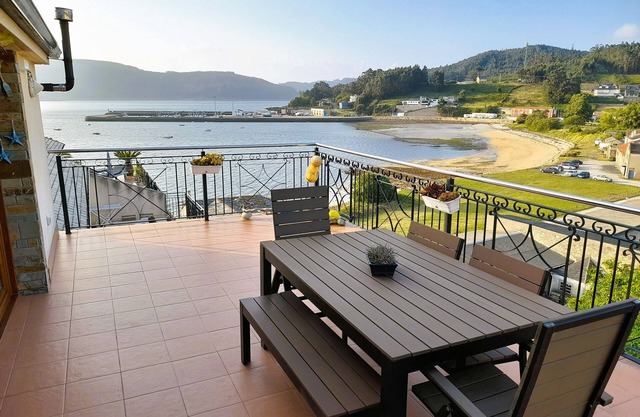 Ático Sobre el Mar Cantábrico en O Vicedo A Mariña Lucense