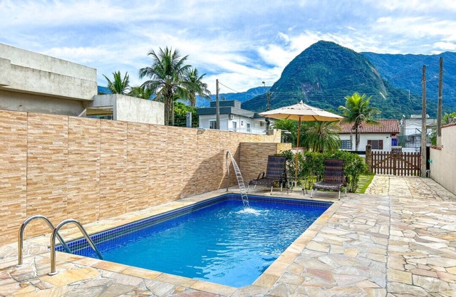 Ótima casa com WiFi e churrasqueira em Bertioga/SP