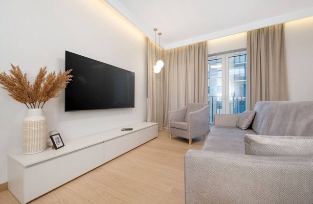 Łódź Prestige Suites - 64m2, Parking, Office Room by Rentujemy