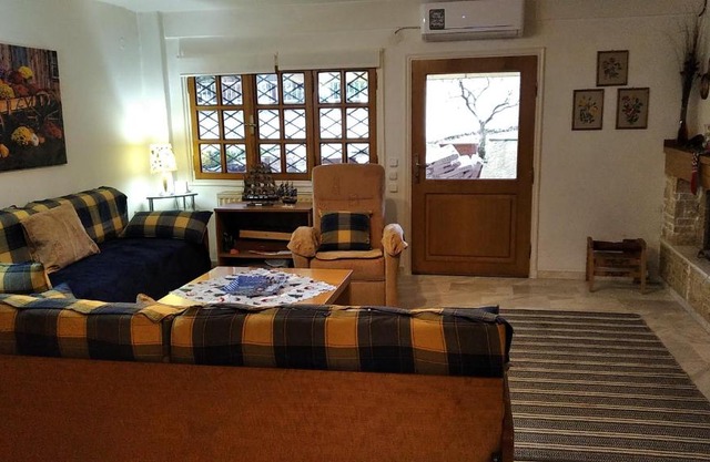 ήσυχο με πάρκινγκ